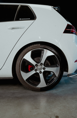 GOOD STUFF TIRE DRESSING SHINE 1L - BŁYSZCZĄCY DRESSING DO OPON Z OCHRONĄ UV