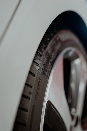 GOOD STUFF TIRE DRESSING SHINE 0.5L - BŁYSZCZĄCY DRESSING DO OPON Z OCHRONĄ UV