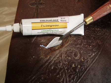 COLOURLOCK PŁYNNA SKÓRA 7ML - ŚRODEK UZUPEŁNIAJĄCY UBYTKI W SKÓRZE