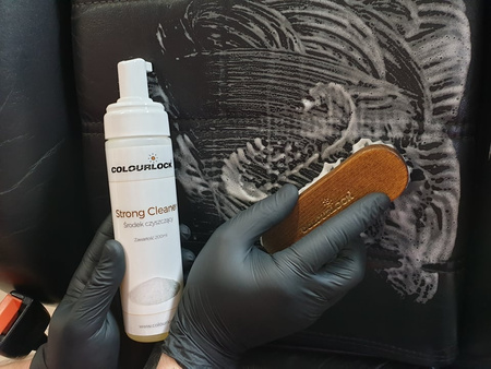 COLOURLOCK STRONG CLEANER 200ML - MOCNY ŚRODEK CZYSZCZĄCY DO SKÓR