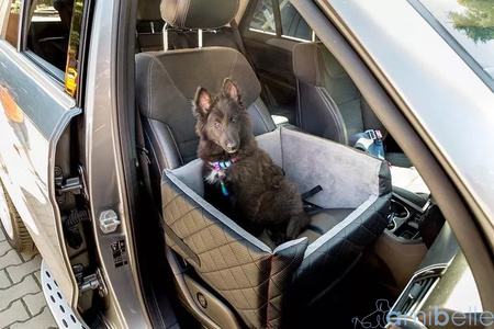 FOTELIK SAMOCHODOWY DLA PSA - MIA LUX CZARNY M